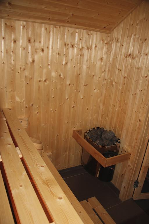 Dock Bay Lodge Te Anau Exterior photo