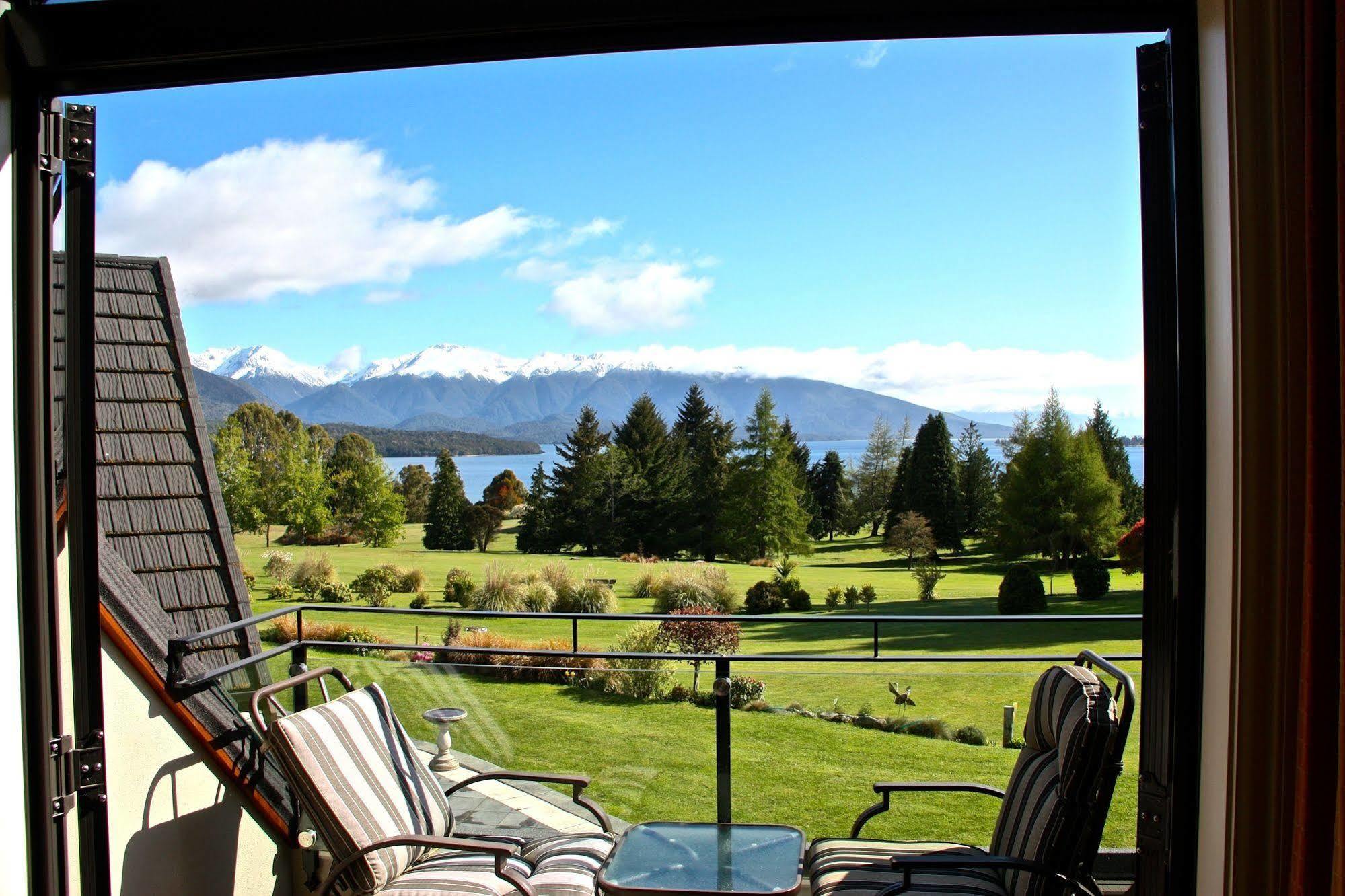 Dock Bay Lodge Te Anau Exterior photo